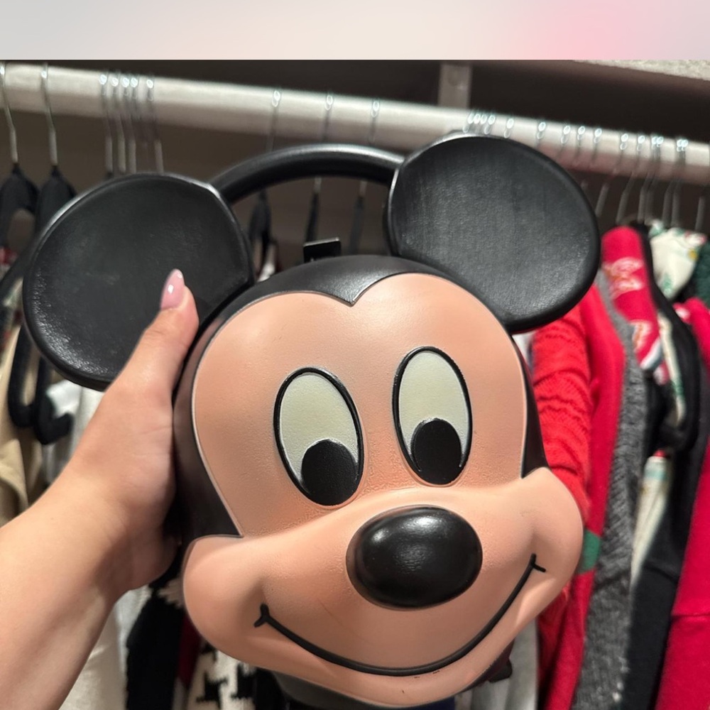 Vintage Mickey Mouse lunch box